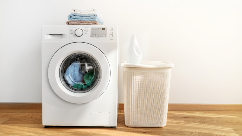 選ぶなら絶対 丈短め Uniqloのコンフォートジャケットでつくる 爽やか大人カジュアル 僕のちょうどいい暮らし